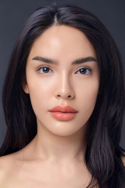 Nisamanee Lertvorapong as 