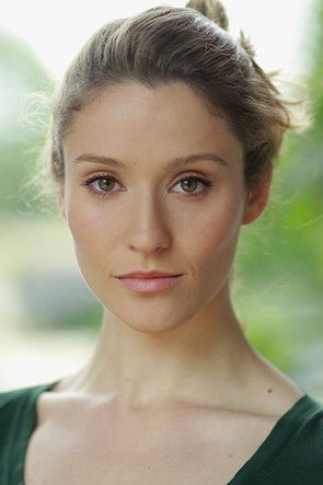 Norma Kuhling as Jo Mitchel