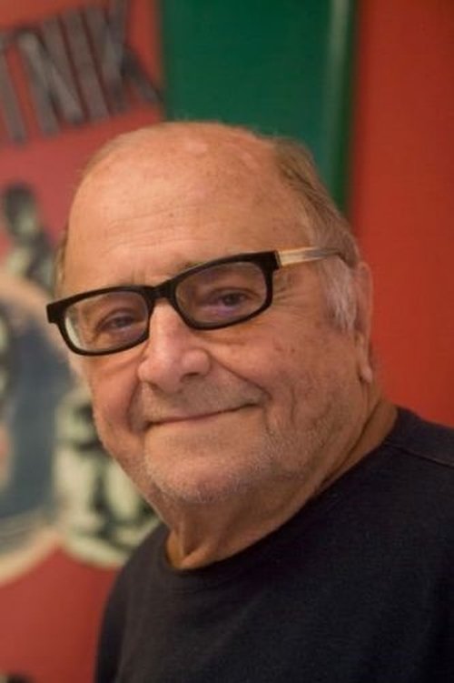 Carlos Manga as Self