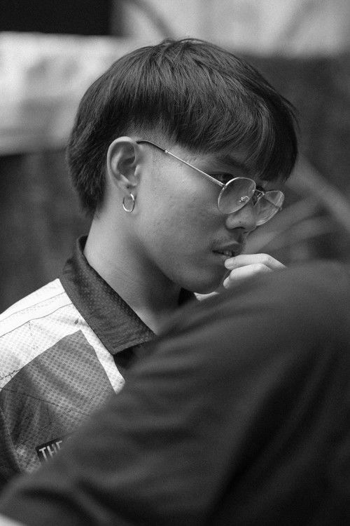 Jitpanu Kasiroek as Young Dad