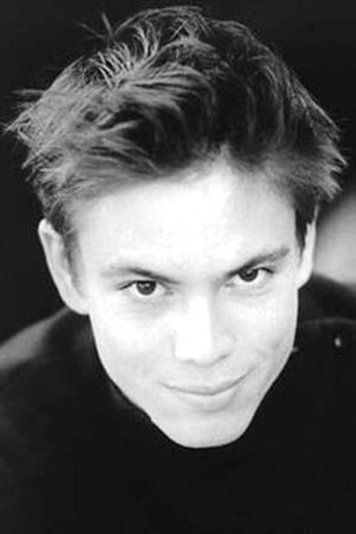 Jérémy Sanguinetti as Julien