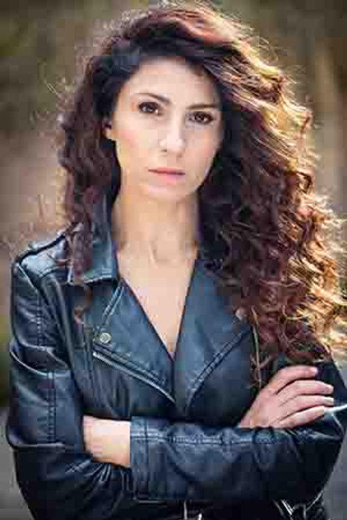 Ester Vinci as Segretaria Carla