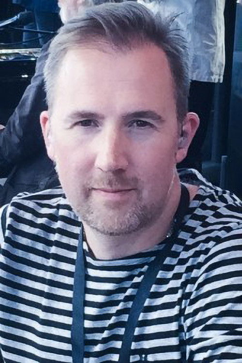 Stefan Brunzell as Self