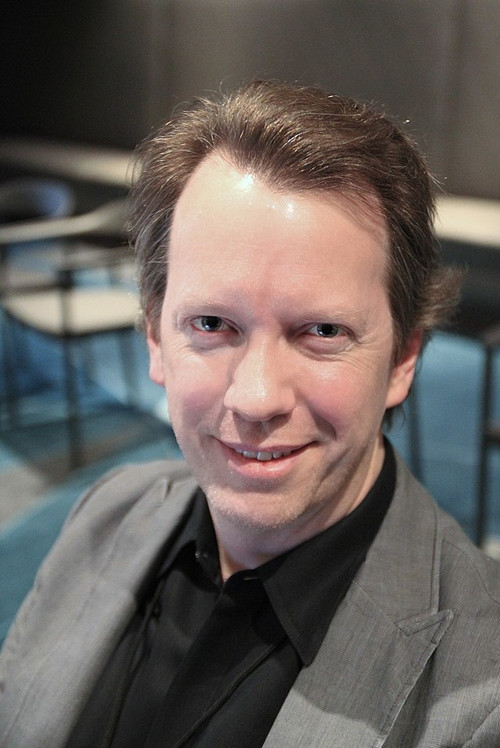 Sean Carroll as Self
