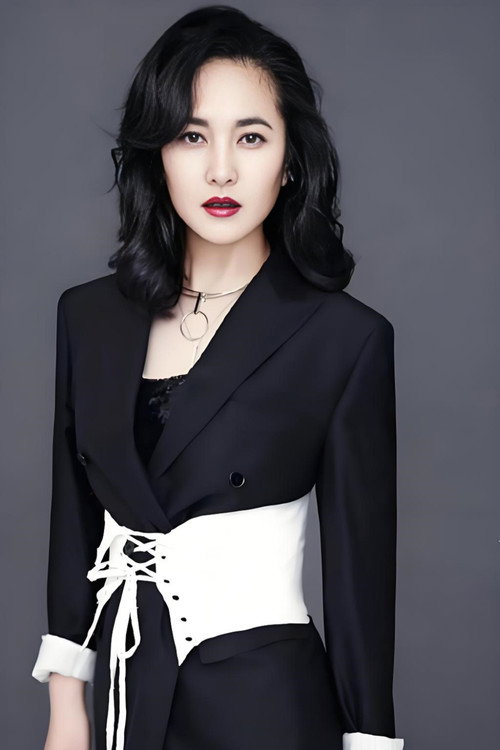 Wang Jinghua as 霍青桐