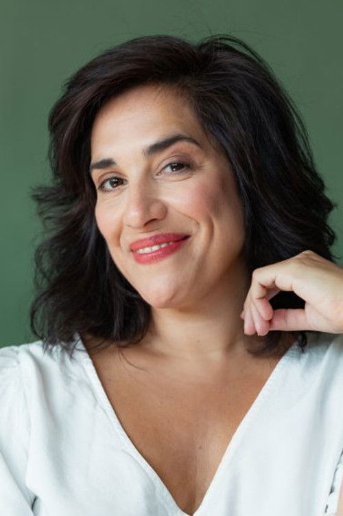 Ximena Ferrer Olaso as Sonia (Frida Chaos)