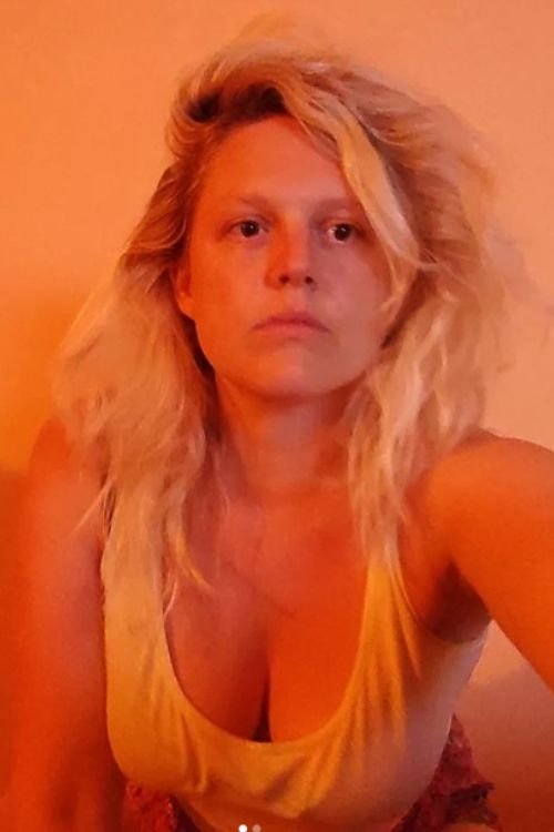 Tine Cartuyvels as Anne Fleur