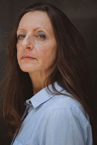 Sabine Herget as Köchin