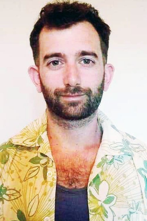 Juan Tupac Soler as Hernán