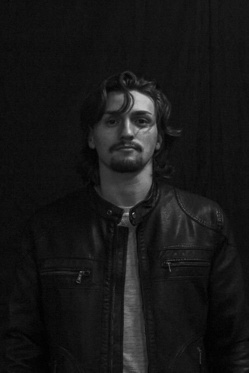 Alessio La Rocca as Tunnel Victim