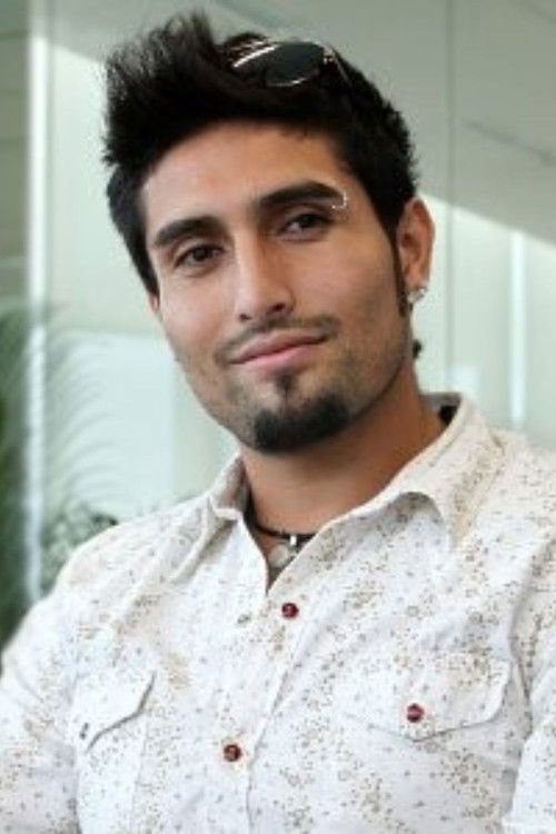 Gaston Castano as Yunita's Boyfriend