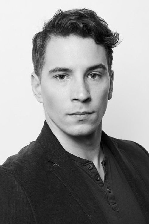 Jakub Sokołowski as Stefan