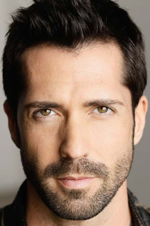 Patrick Cronen as Darren