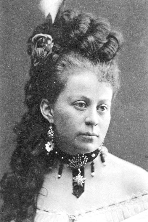 Hilda Forsslund as Margaretha's mother