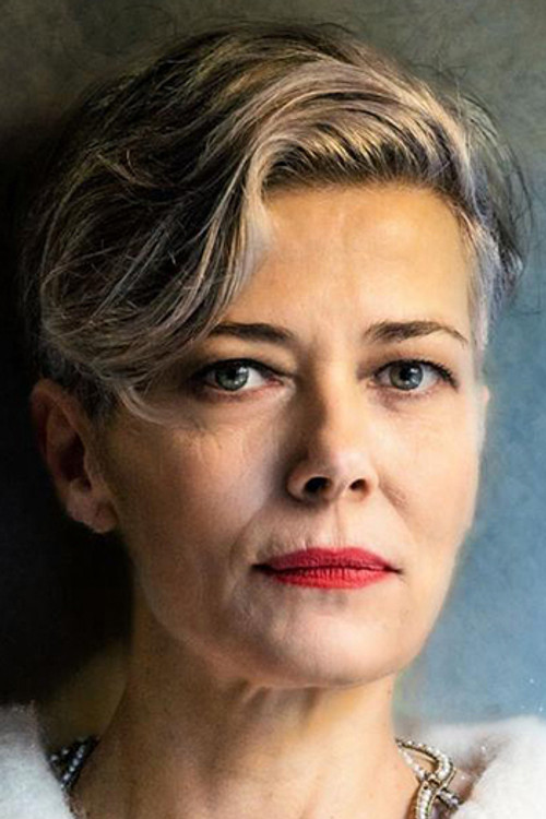 Sandra Ceccarelli as Nobildonna di Mantova