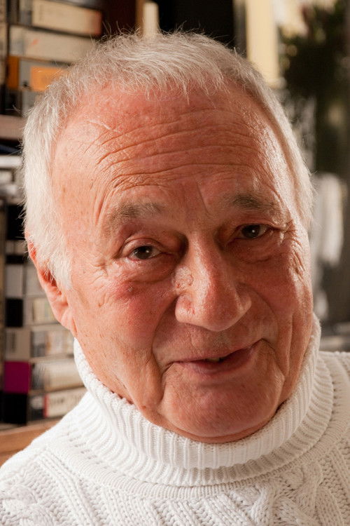 Norbert Gastell as Polizist