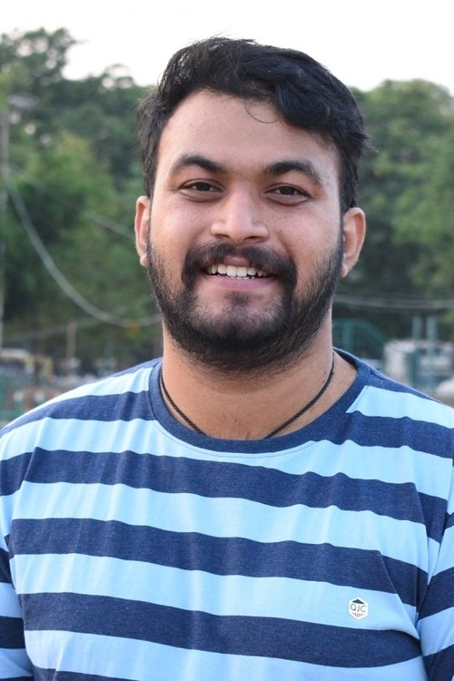 Adhri Joe as Memu