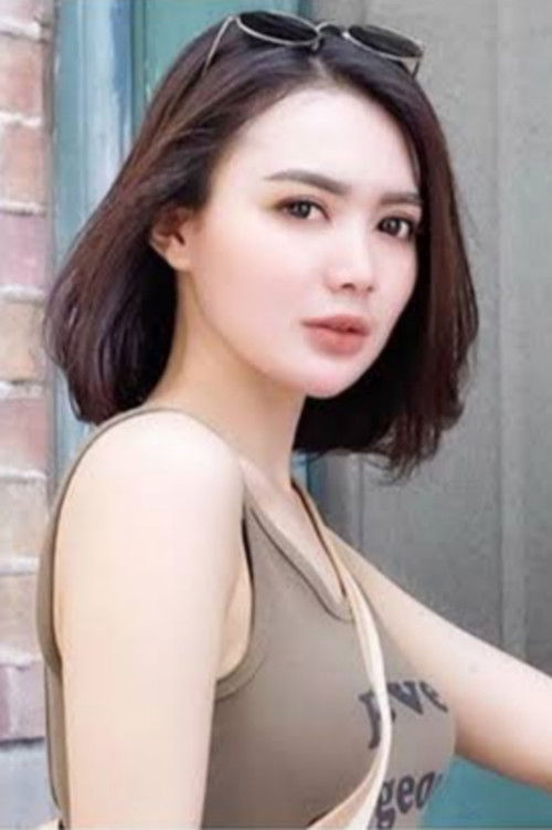 Wika Salim as Tata