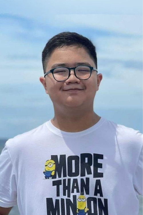 Gabby Uy as Daniel Go (Groupmate #6)