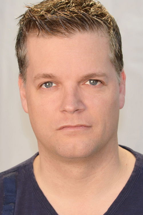 Robert Gauvin as Laurent Dekker