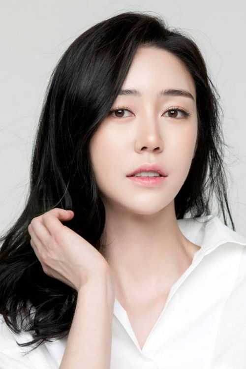 Lee So-jung as Do Ah-ra