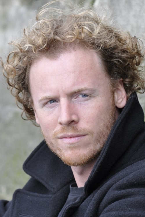 Arno Hazebroek as Xander
