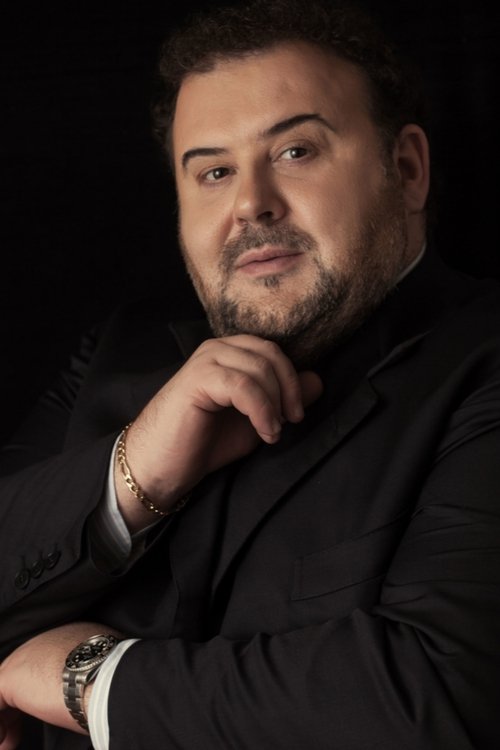 Fabio Sartori as Macduff