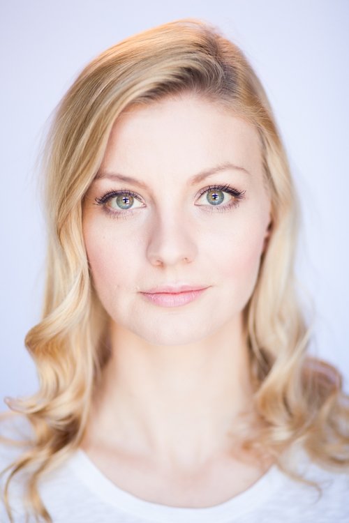 Kasia Kołeczek as Girl from Bar