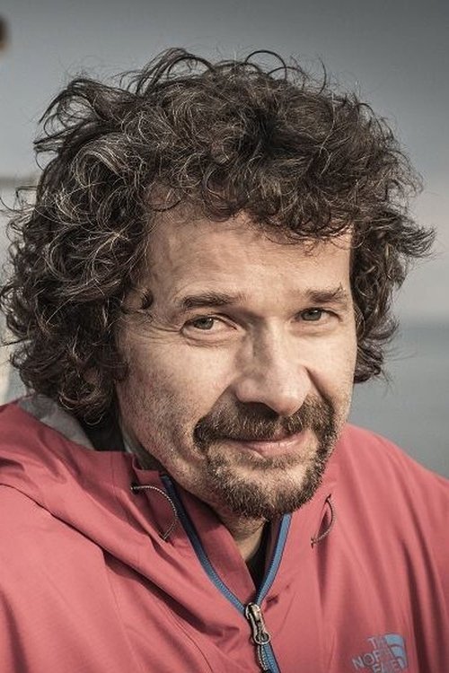 Tomasz Konecki as Chewbacca