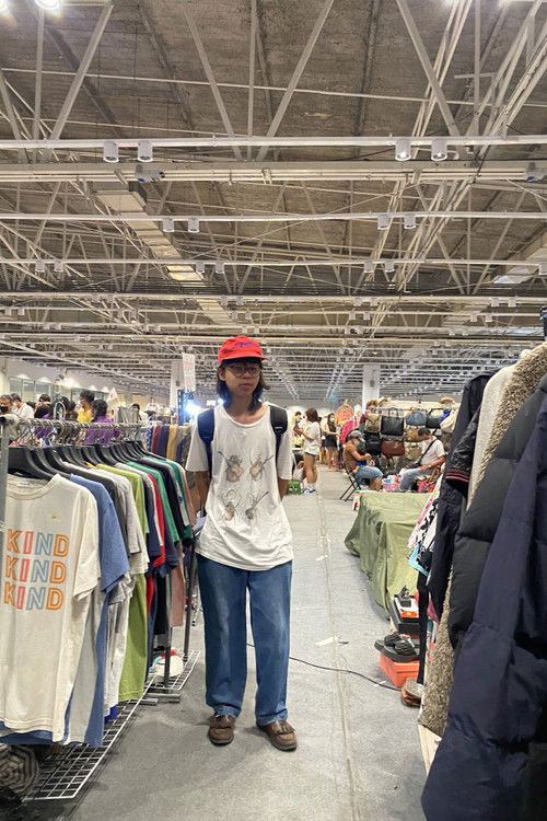 Apiruk Butyai as Guy