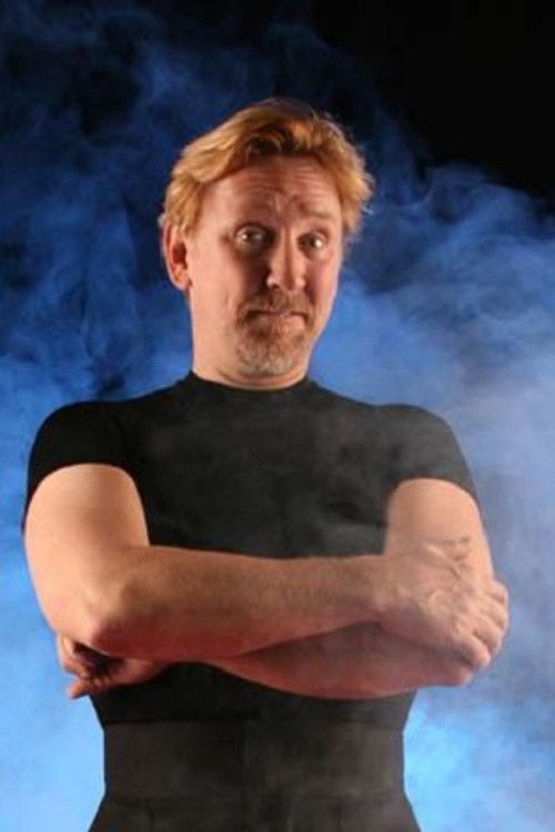 Ray Pierce as Pro Trapeze Artist / Catcher