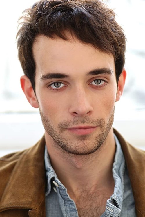 Jake Horowitz as Dominic Fontaine