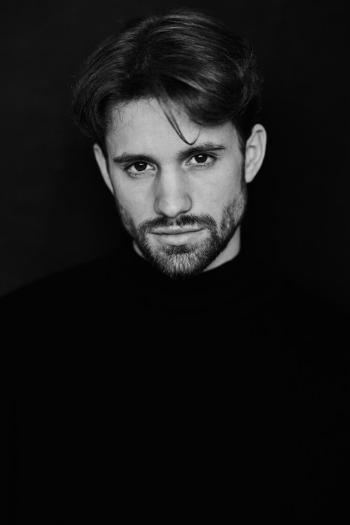 Rein van Duivenboden as Mik