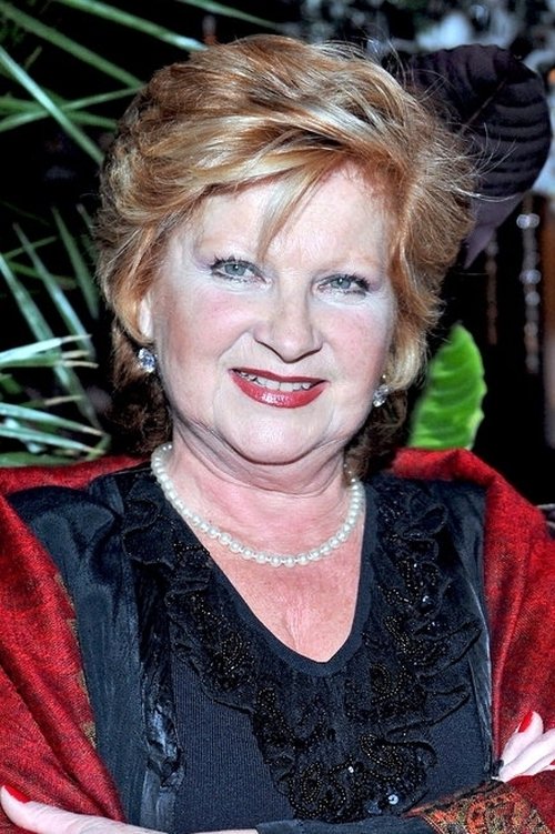 Antonina Girycz as Szymańskis' Daughter