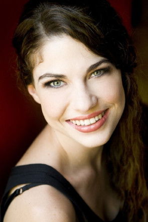 Rita Artmann as Female Radio Announcer