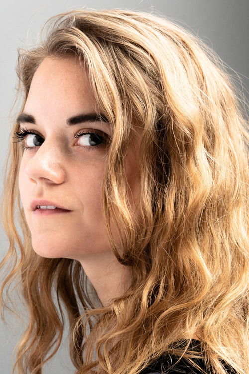 Maria Winther Nørgaard as Maria