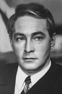 Vyacheslav Tikhonov as Aleksei