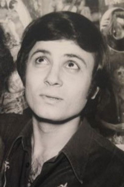 Nagy Angelo as يُسري