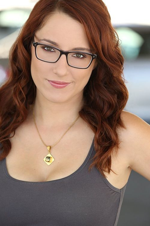 Valerie Tosi as Maria