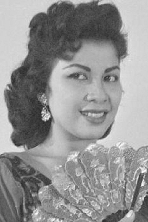 Maria Menado as Chomel