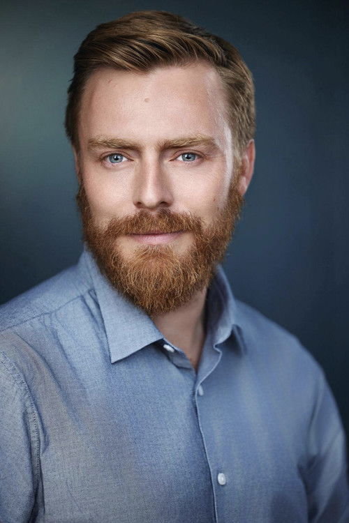 Nicholas Pople as Elvind