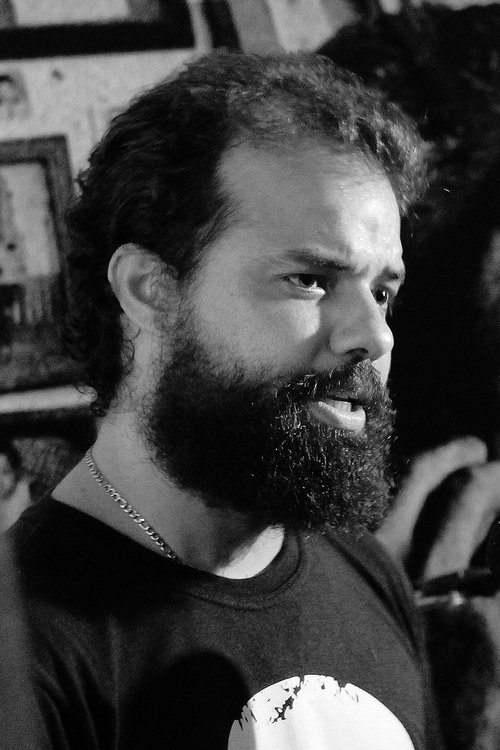 Daniell Abrew as Augusto "O Palhaço"