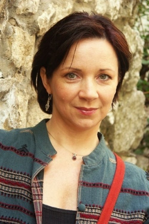 Márta Sebestyén as Réka (singing voice)
