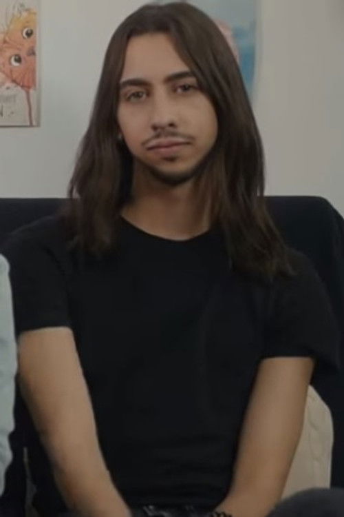 André Mariño as Alex