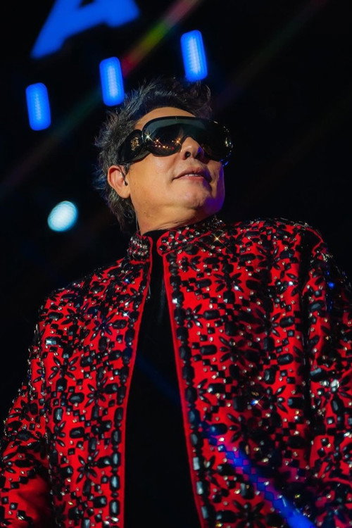 Daniel Diau as Daniel Diau