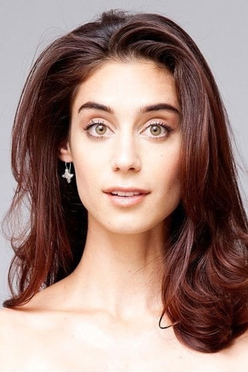 Andi Potamkin as Annie Blumberg