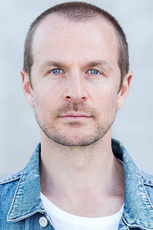 Niklas Jarneheim as Uncle Erik