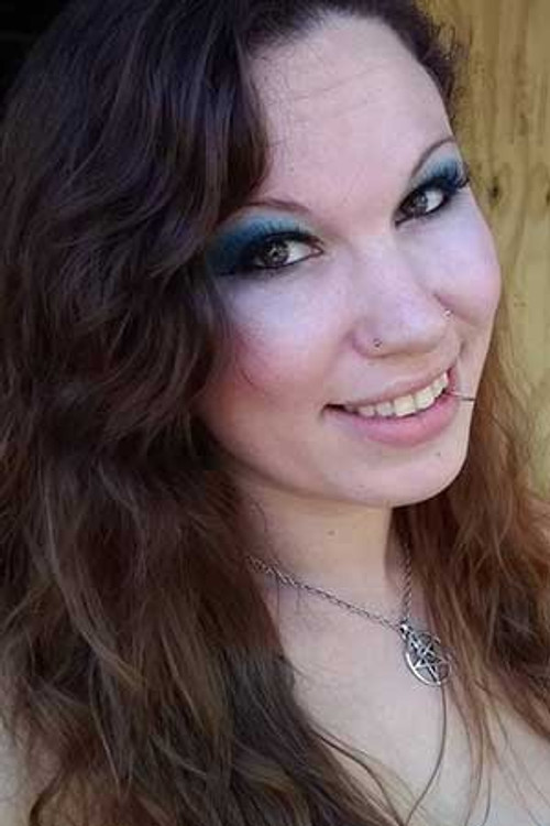 Amanda Welch as Vixen