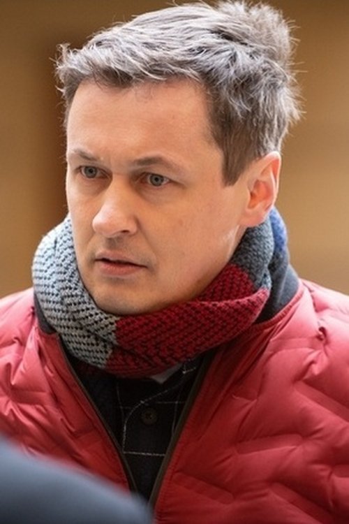 Marcin Chochlew as Piołun