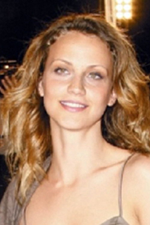 Sofia Chrysohoidou as Apostolia